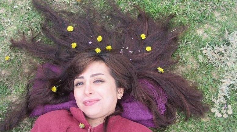 伊朗女子曬摘掉面紗照片[組圖]