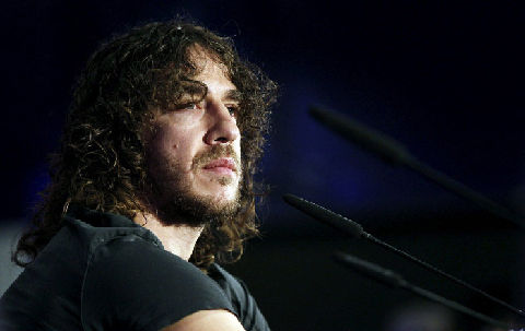 普约尔正式告别巴萨 恢复情况决定是否退役