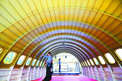 国产大型客机C919前机身下线