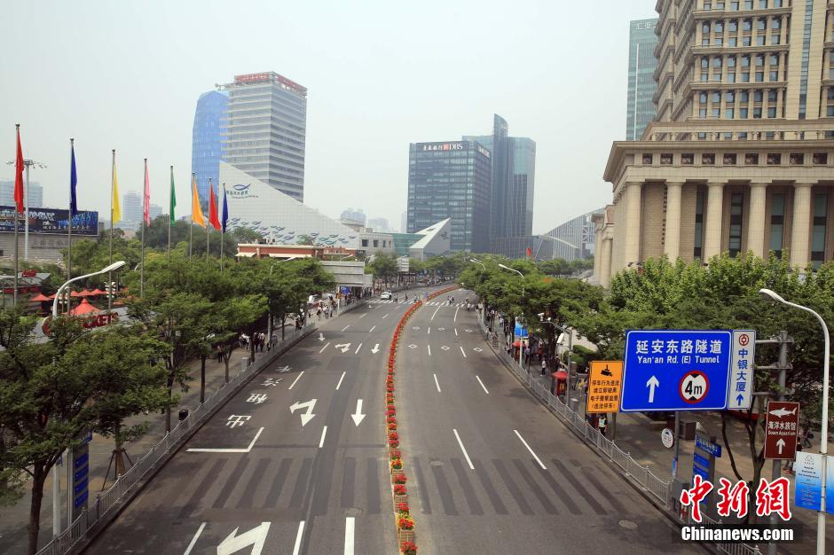 亚信峰会上海实施交通管制 浦东陆家嘴现难得“清静”