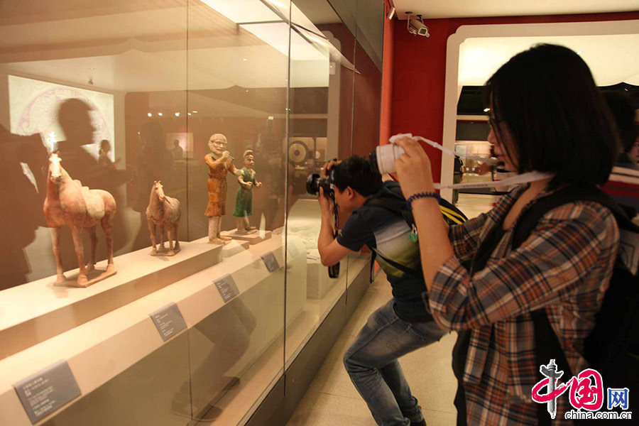 5月22日上午，中国媒体丝路行采访团一行来到大唐西市，并参观大唐西市博物馆。中国网记者 李佳摄影