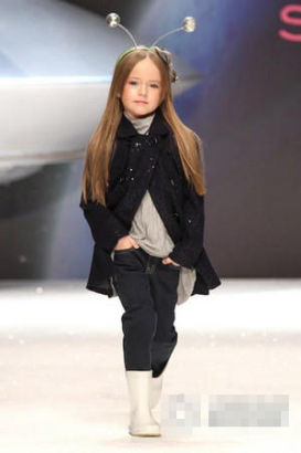 俄羅斯9歲模特走紅 盤點全球超美小蘿莉