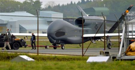 美第二架“全球鹰”无人机部署日本 美第二架“全球鹰”无人机部署日本