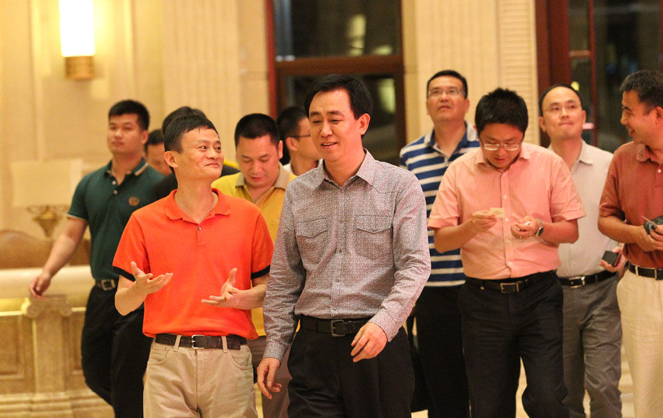 【大佬的游戏】马云入主恒大 许家印想玩什么