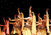 国际大巴扎：体验少数民族歌舞盛宴