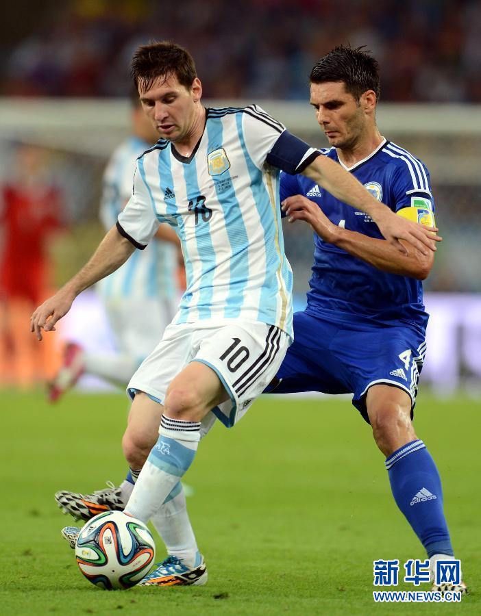 （世界盃）（10）足球——小組賽F組：阿根廷對陣波黑