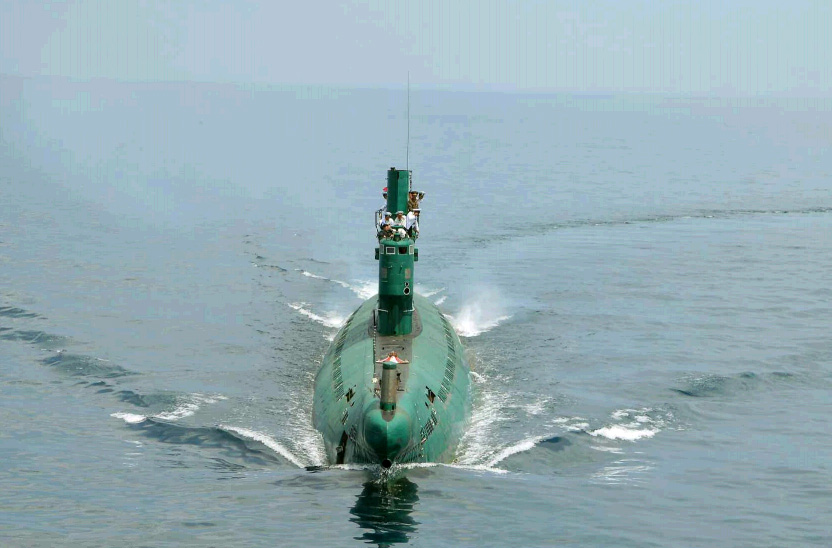 金正恩視察海軍部隊 乘坐潛艇指導演習