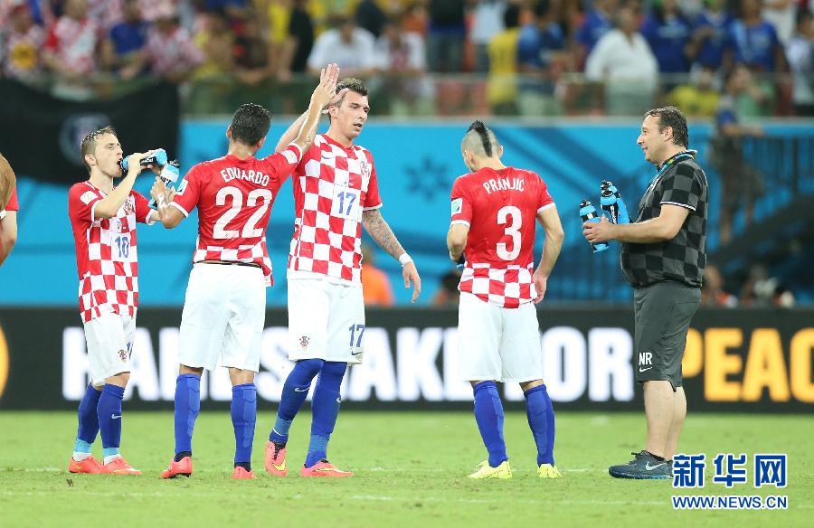 （世界盃）（8）足球——小組賽A組：克羅埃西亞隊勝喀麥隆隊