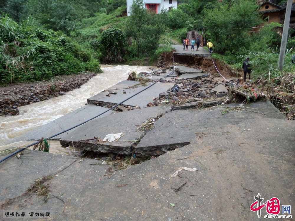 2014年6月22日，江西省遂川縣遭遇強降雨。中國網圖片庫 肖遠泮