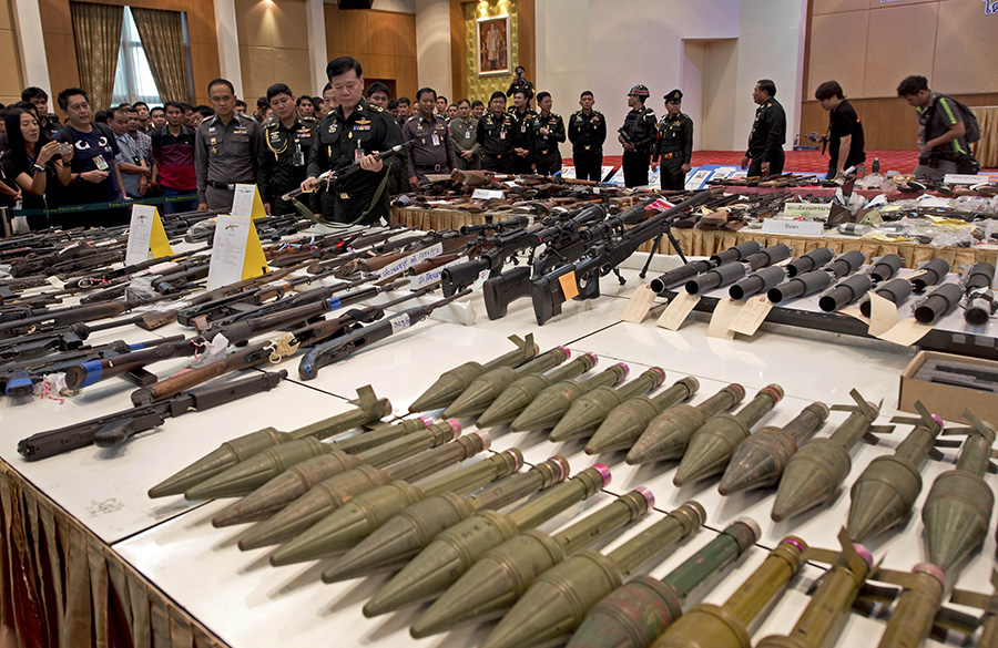 泰國展示軍方接管政權以來所繳武器