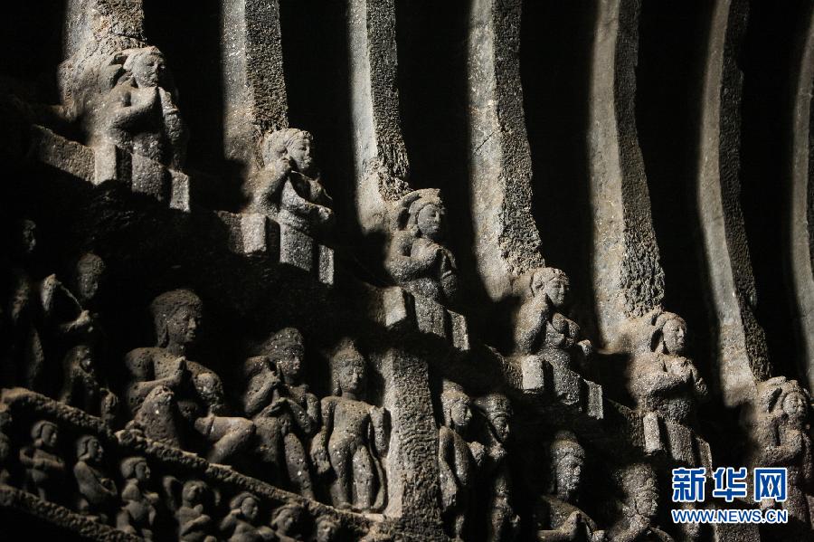 （國際）（3）古文明的再現——印度埃洛拉石窟群