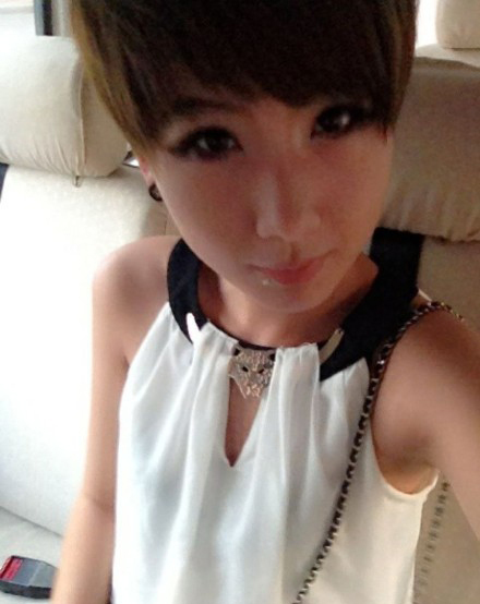 申花球员柏佳骏儿子降生喜当爸爸