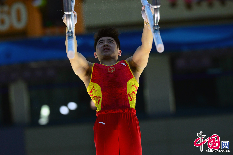 中國選手馬躍在南京青奧會男子個人全能競技體操決賽中。