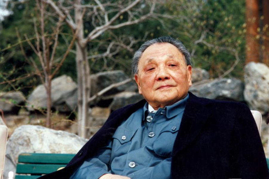 1988年4月鄧小平在北京玉泉山。