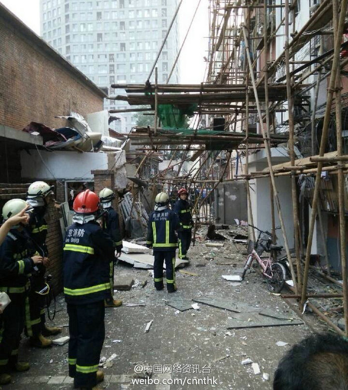 北京某建材商店发生爆炸【16】