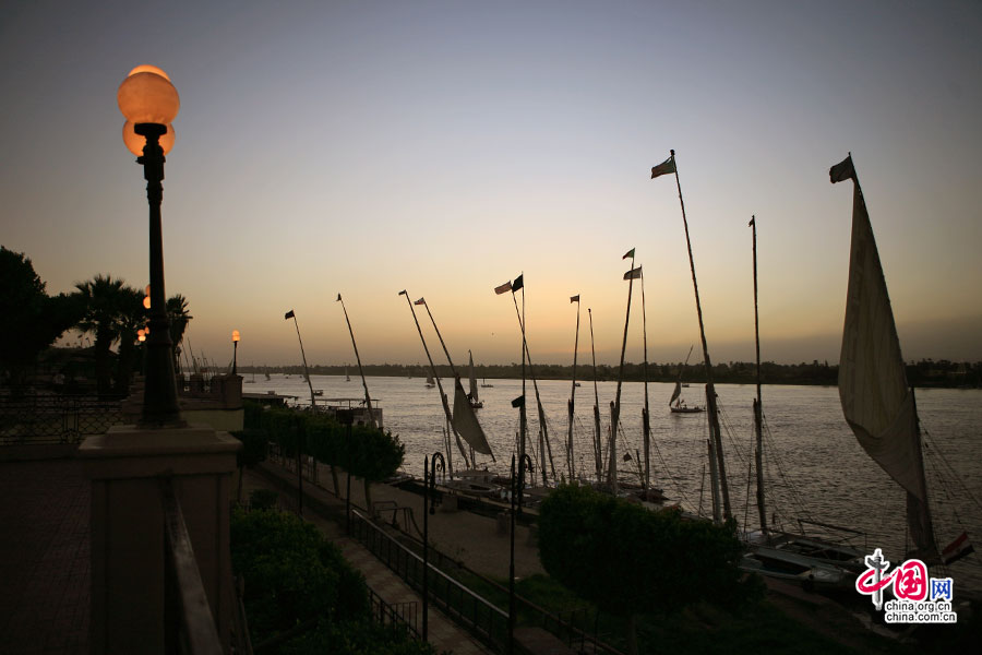 尼罗河的黄昏