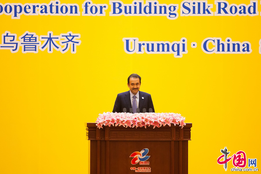 2014年9月1日，第四届中国—亚欧博览会在乌鲁木齐正式开幕。图为哈萨克斯坦共和国总理卡里姆·马西莫夫演讲。 中国网记者 郑亮摄影