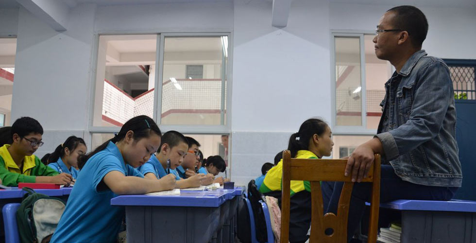 坚守讲台的渐冻人生