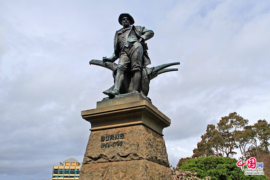 Robert Burns(1759-1796)一位苏格兰诗人的铜像