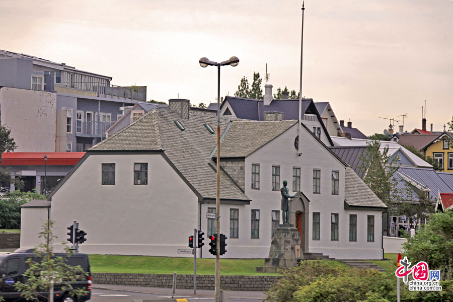 外表非常不起眼的冰岛议会