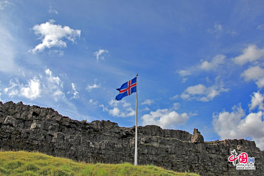 冰岛国旗处是法律石旧址（logberg）