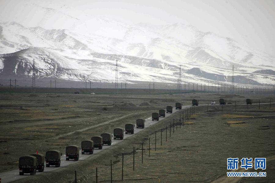 川藏青藏公路60年：雪線鐵騎兵