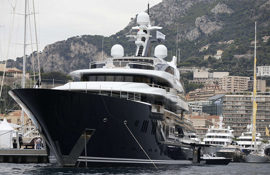 世界富豪雲集摩納哥 觀賞上百艘超豪華遊艇