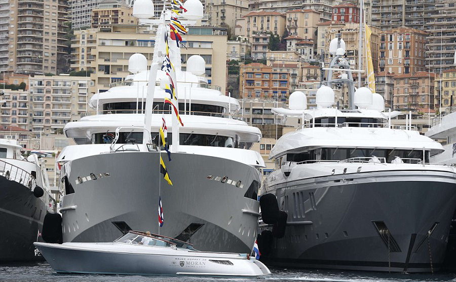 世界富豪雲集摩納哥 觀賞上百艘超豪華遊艇