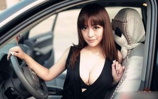 复旦校花不雅照引热议 <em>痣奶妹</em>E杯撑破衣服_