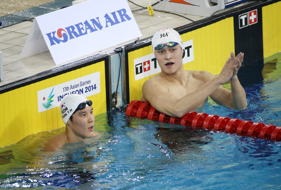 1500米自由泳孙杨全程领先轻松夺冠 朴泰桓获第4