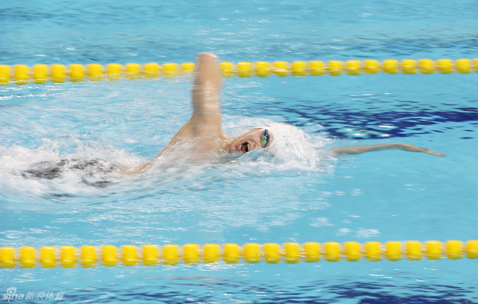 1500米自由泳孙杨全程领先轻松夺冠 朴泰桓获第4