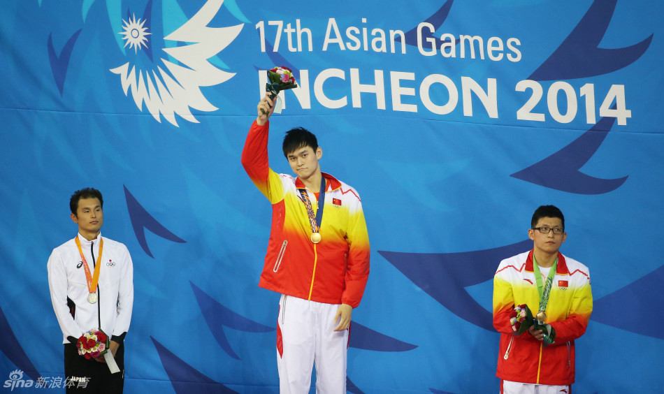 1500米自由泳孙杨全程领先轻松夺冠 朴泰桓获第4