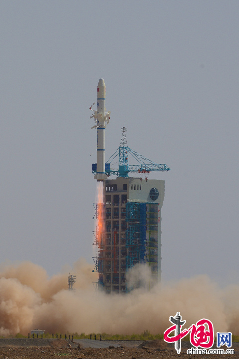 2014年9月28日13時13分，我國在酒泉衛星發射中心用長征二號丙運載火箭，成功將實踐十一號07星發射升空，衛星順利進入預定軌道。汪江波 攝影
