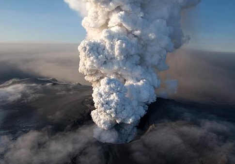 日本中部火山噴發:31人處於