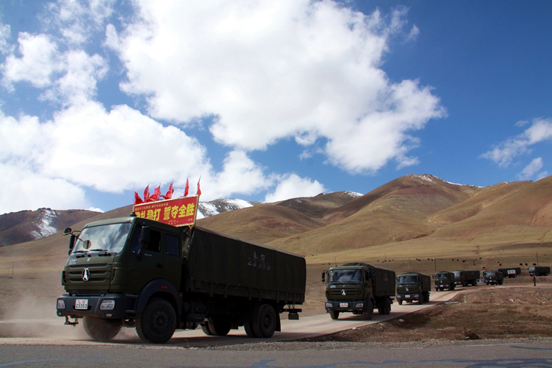 青藏兵站部运输旅旅长图片