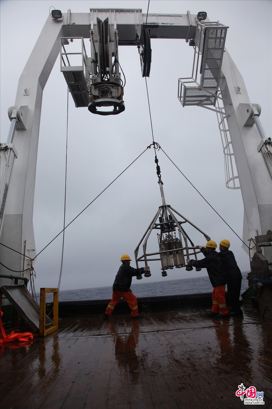 海洋,海洋六号,多管取样,大雨