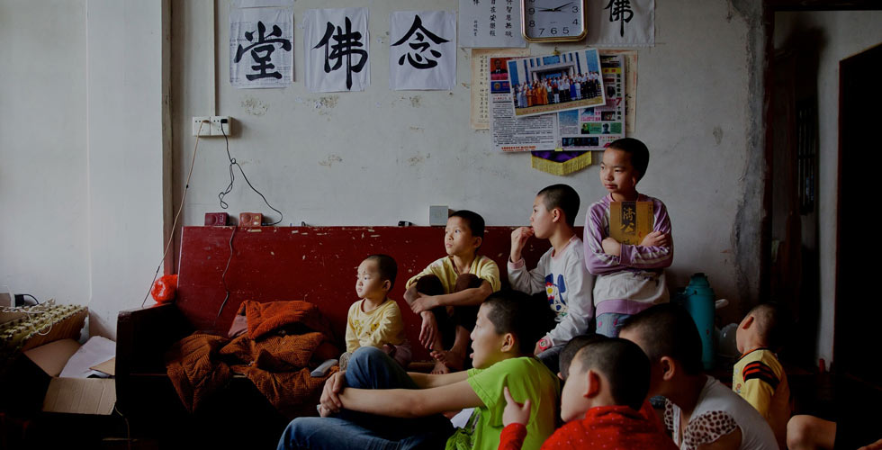 寺庙里的童年