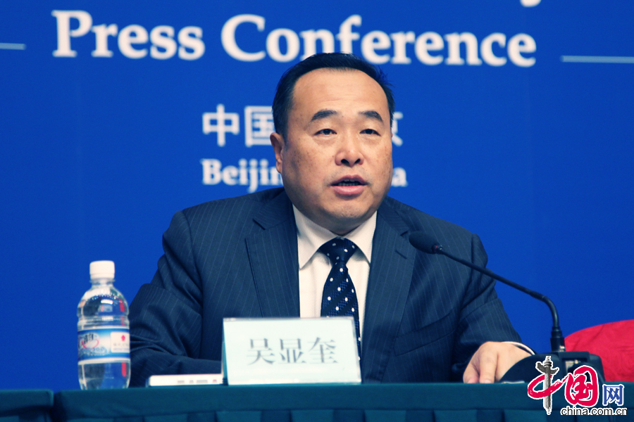 10月9日，四川省人民政府副秘书长吴显奎在第十五届西博会新闻发布会上回答记者提问。 中国网记者 李佳摄影