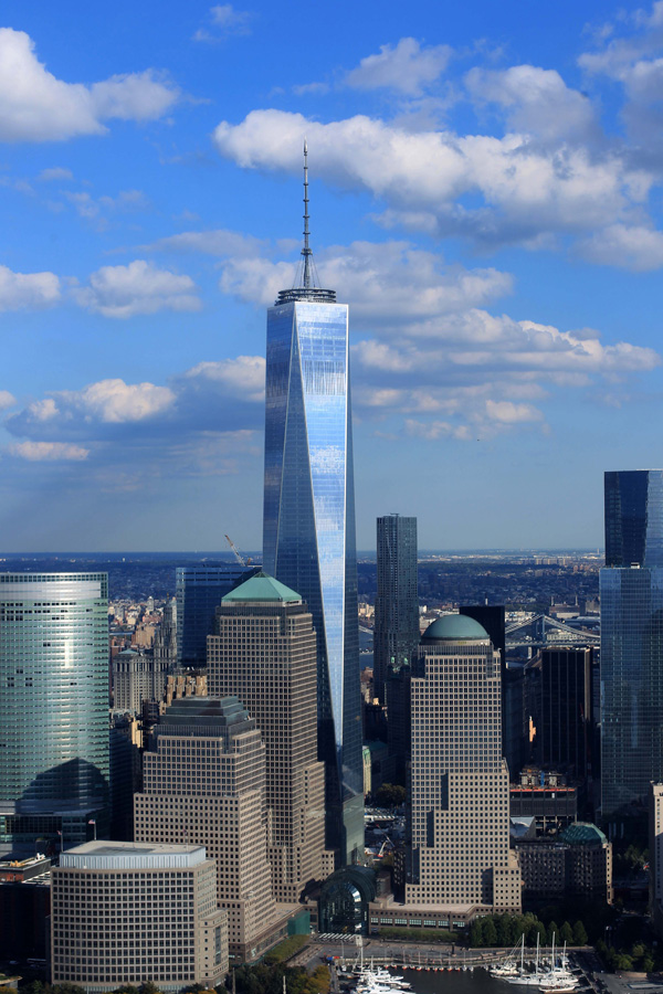 纽约世贸中心一号楼是迄今为止美国最高建筑物,这座大楼建在"9·11"