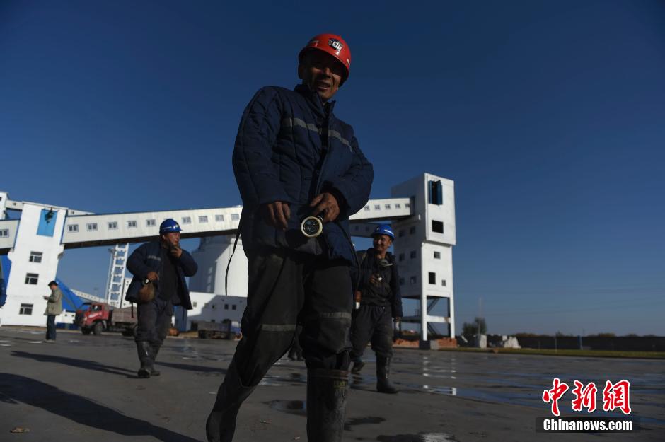 中國首個百萬噸級煤間接制油裝置將於年底試車[組圖]