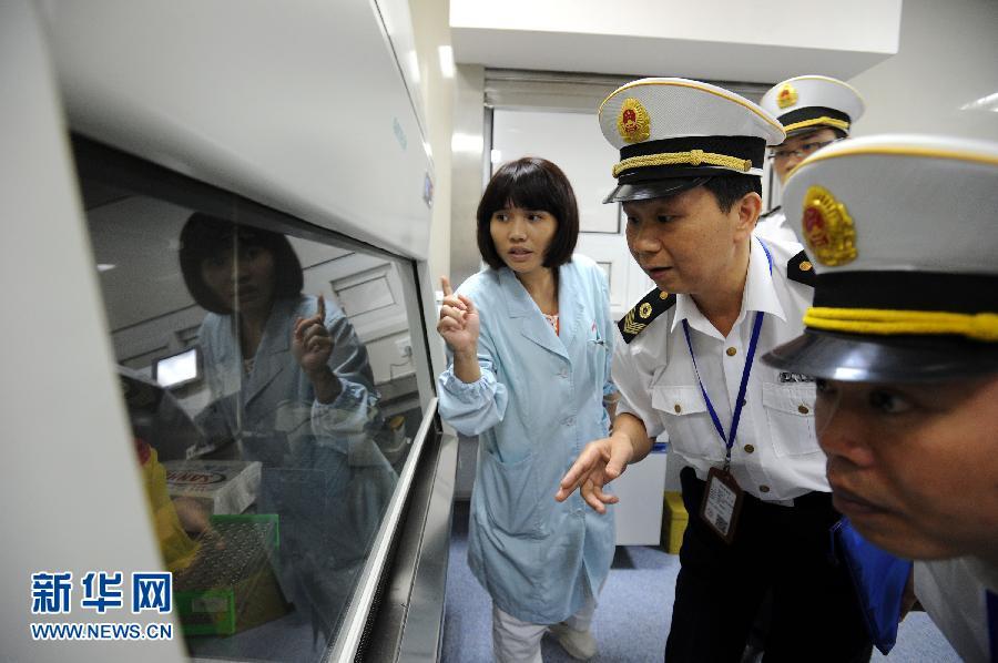 广州演练埃博拉病毒入侵[组图]
