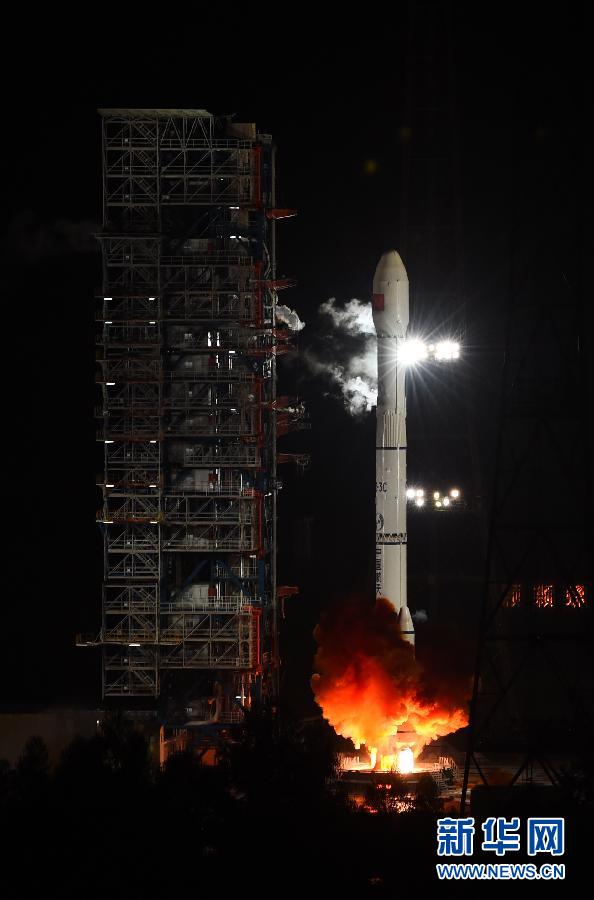 中国探月工程三期再入返回飞行试验器发射成功[组图]