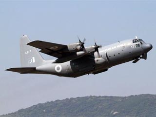 巴基斯坦空军C-130运输机离开珠海机场[组图]