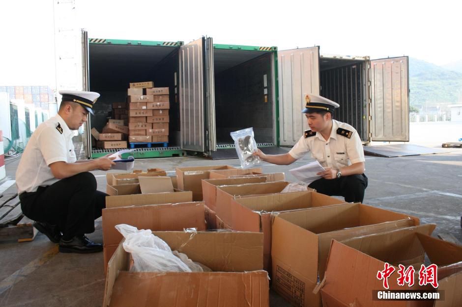 寧波海關查獲20余噸違規出口食品 內含凍雞凍鴨[組圖]