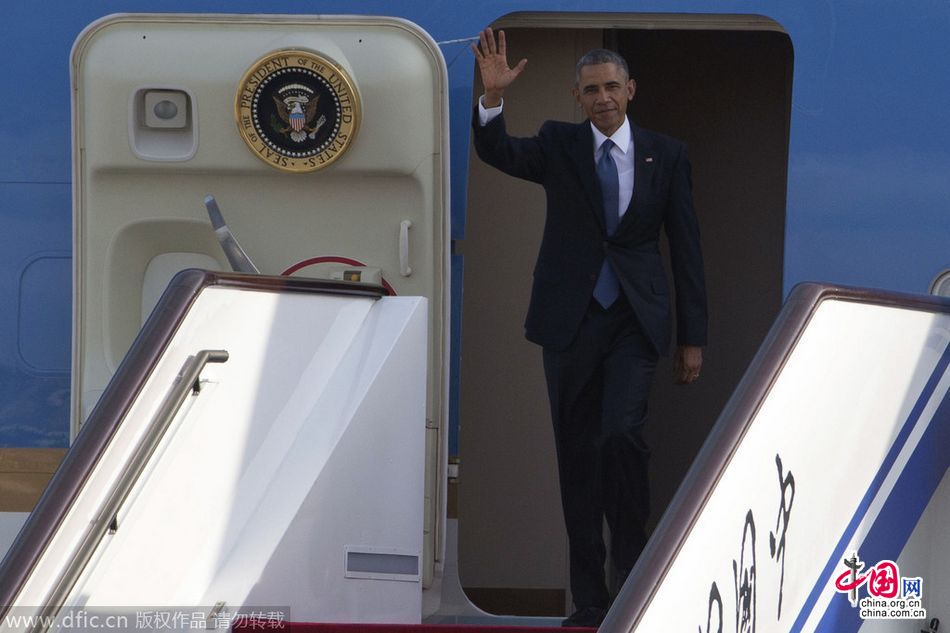 奥巴马抵京参加APEC会议