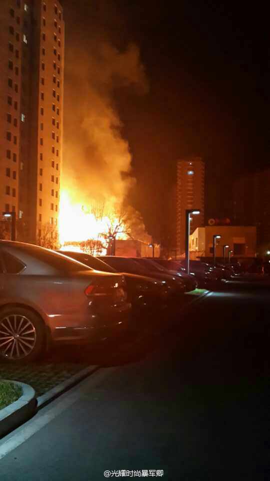 太原千年伏龙寺突发大火被烧毁