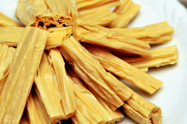 毒腐竹案告破:腐竹看色就知毒不毒