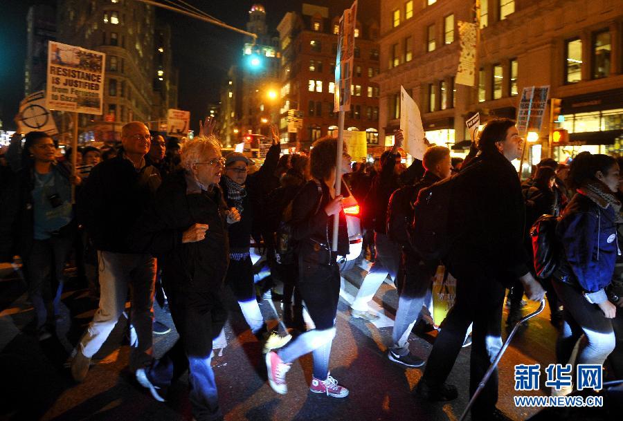 美國90座城市爆發遊行示威抗議弗格森案宣判結果