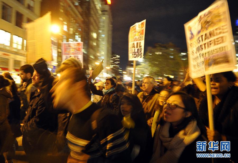 美国90座城市爆发游行示威抗议弗格森案宣判结果