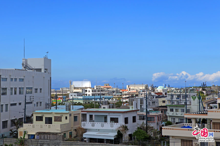 从观望台眺那霸市景